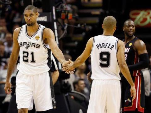 beat365官网_受大雪降温天气影响平顶山市初中、小学、幼儿园停课两天(图1) beat·365